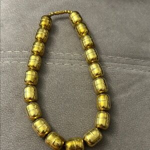 NWOT Elegant Gold Beaded Necklace